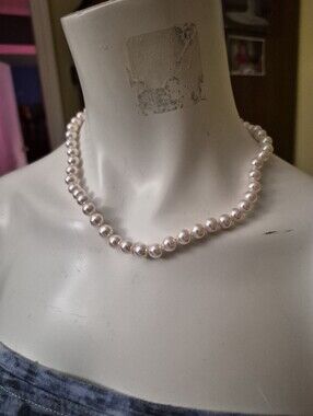 Fifth Avenue Collection 16" Glass Pink Pearl Necklace